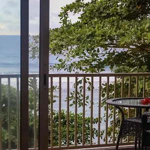 Will's Sea View Apartment Victoria